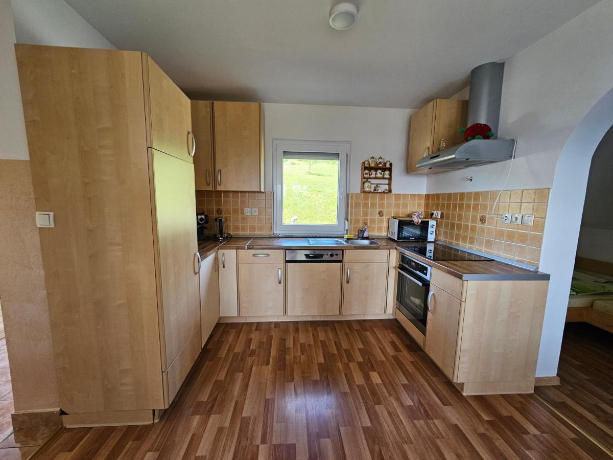 Zidanica Bundersek Apartment Sentjanz  Luaran gambar