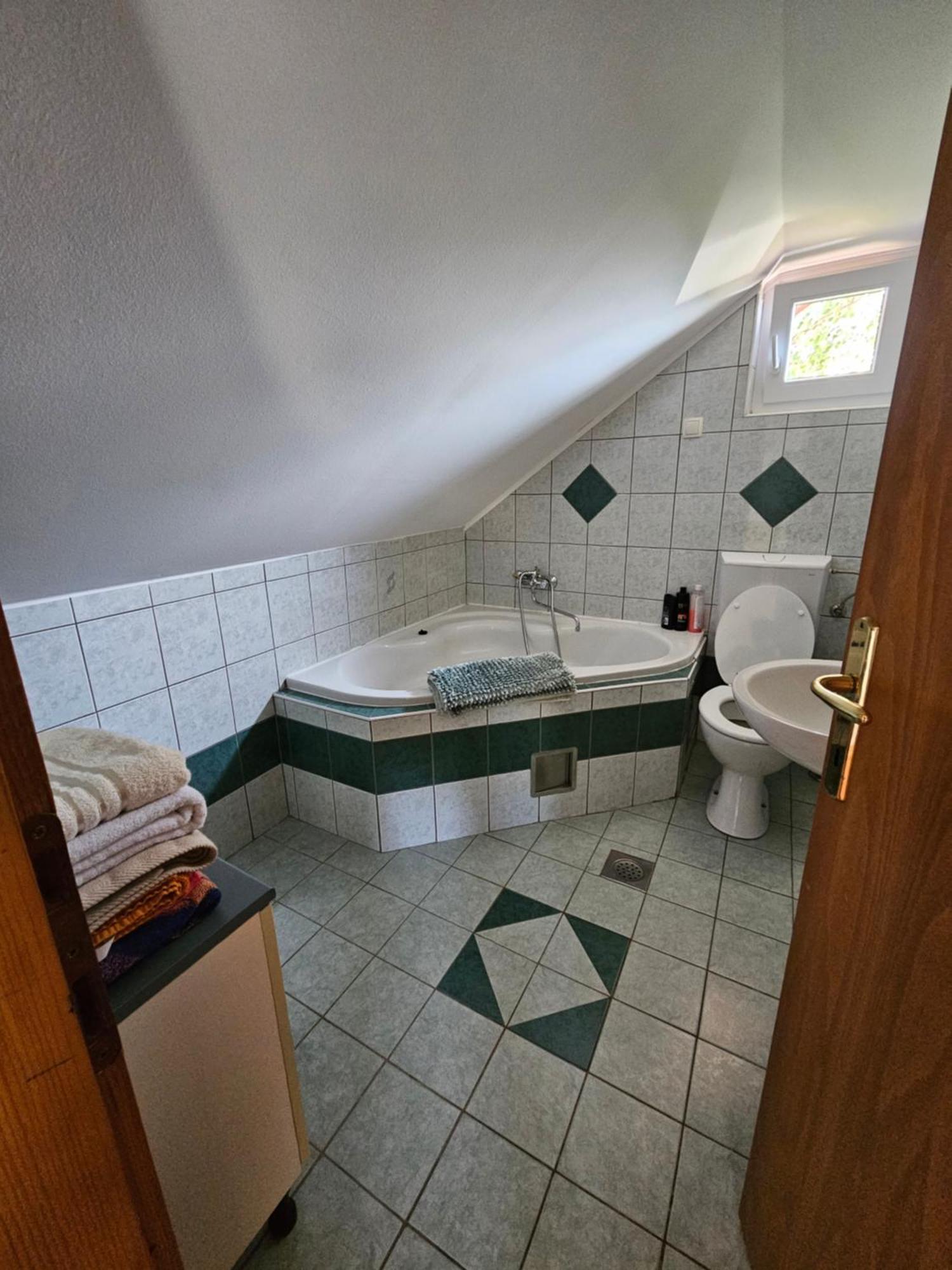 Zidanica Bundersek Apartment Sentjanz  Luaran gambar